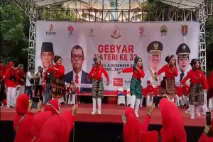 Memeriahkan Gebyar Hateri ke-37 : Senam Bersama 15.000 Terawan dan Terawati di Simpang Lima Semarang