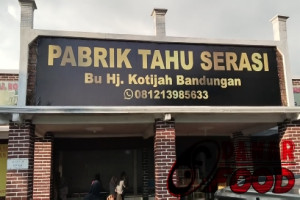 Menelusuri Uniknya Pabrik Tahu Serasi Bandungan Bu Hj Kotijah : Tahu Khas Bandungan Kabupaten Semarang