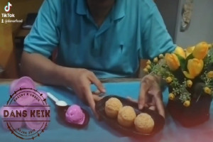 Dragon Fruit and Mint Ice Cream Kolaborasi dengan Choux Au Craquelin Fresh Cream Vla Semarang : Memadukan Kelezatan dan Kualitas