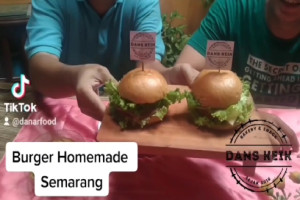 Burger Homemade Semarang : Sensasi Rasa Bintang Lima dengan Harga Kaki Lima