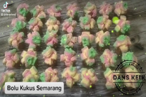 Bolu Kukus Semarang : Jajanan Tradisional Bersejarah yang Menggoda Selera dengan Sentuhan Portugis