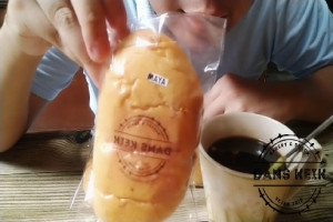 Kolaborasi Roti DanS KeiK with Wedang Kopi Rempah Semarang : Merasakan Tradisi dan Kenikmatan di Warung Kopi Paling Hits dan Terpopuler Semarang