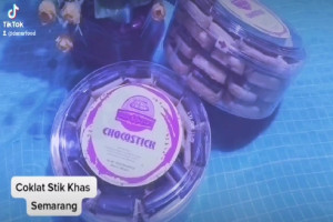 Kue Kering Stik Coklat Semarang : Lezatnya Tradisi Lebaran dengan Sentuhan Kualitas