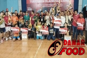 Babak Final Turnamen Bulutangkis Tingkat Kelurahan dalam Rangka Memperingati HUT RI Ke-78