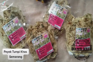 Peyek Tumpi Semarang : Lezatnya Tradisi Rempah-Rempah Ala Rumahan yang Gurih Renyah Krenyes dan Tidak Keras dengan Harga Ekonomis