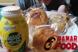 Kolaborasi Roti Coklat Keju DanS KeiK Semarang dan Susu Pisang ala Korea Kesukaan Artis K-Pop
