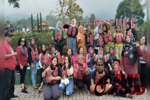 Wisata Favorit Kali Pucung Kemuning Karanganyar, Indahnya Kebun Teh Berpadu dan Tegangnya River Tubing