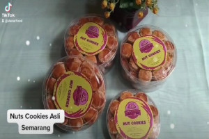 Kue Kering Kacang Semarang : Kelezatan Tradisional yang Menggoda Selera