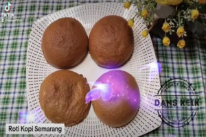 Roti Kopi Lembut, Wangi, Enak dan Harga Murah Meriah : Oleh-Oleh Khas Semarang yang Berkualitas
