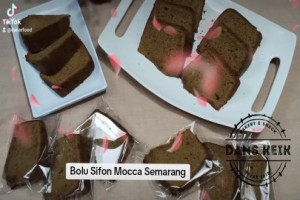 Bolu Sifon Mocca : Tekstur Lembut, Rasa Enak dan Harga Terjangkau sebagai Oleh-Oleh Khas Semarang