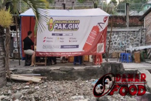 Jagung Bakar Serut Pak Gik : Kuliner Malam Legendaris yang Lezat dan Praktis, Wajib Dicoba di Semarang