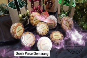 Grosir Parcel Hampers Roti Kue Lebaran Terlengkap Termurah dan Terenak Terpercaya di Semarang