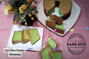 Jual Kue Sifon Pandan Semarang : Tekstur Empuk, Lembut dan Rasanya Manis, Cocok untuk Camilan Keluarga