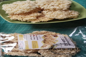 Jual Rengginang Gurih Terdekat Termurah, Tersedia Paket Grosir di Semarang : Makanan Wajib Saat Lebaran