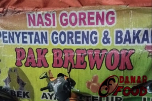 Penyetan Goreng & Bakar Pak Brewok Hayam Wuruk Semarang : Surga Kuliner Penyetan yang Ramah Kantong