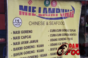 Mie Lampung Chinese dan Seafood di Semarang : Kuliner Kaki Lima Rasa Restoran
